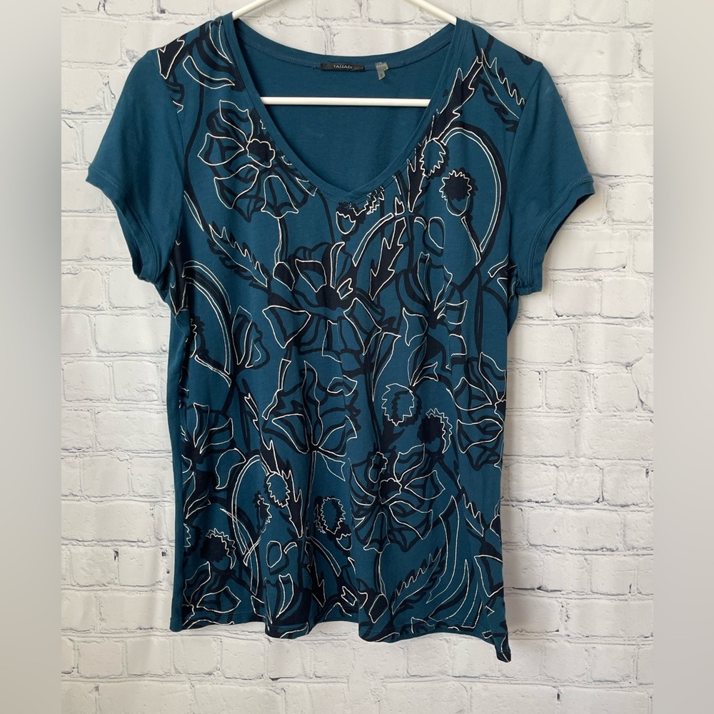 TAHARI size XL peacock blue with patterned front
